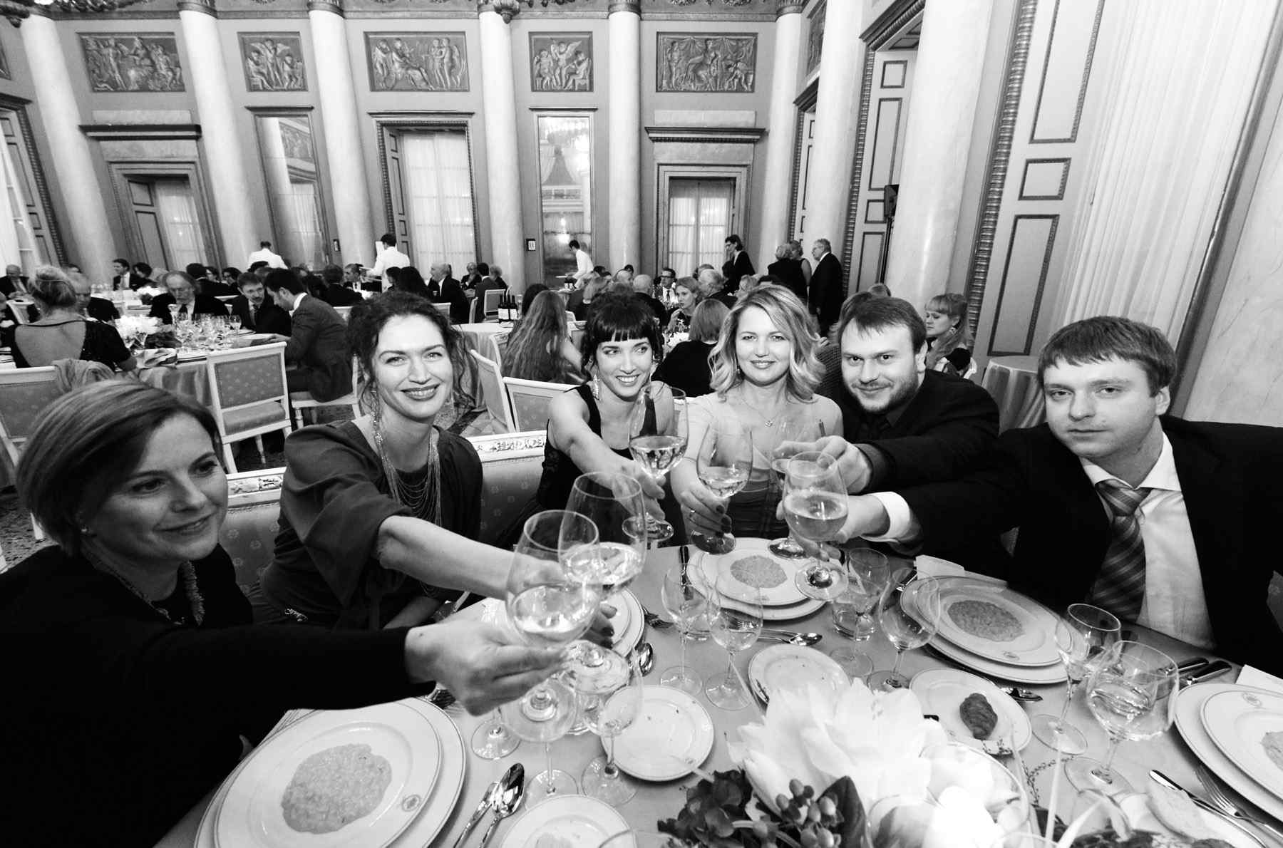 Приветственный ужин с русскими гостями (после выставки)